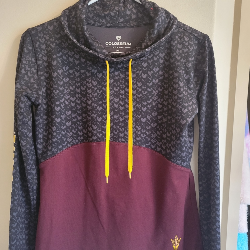 Sweatshir